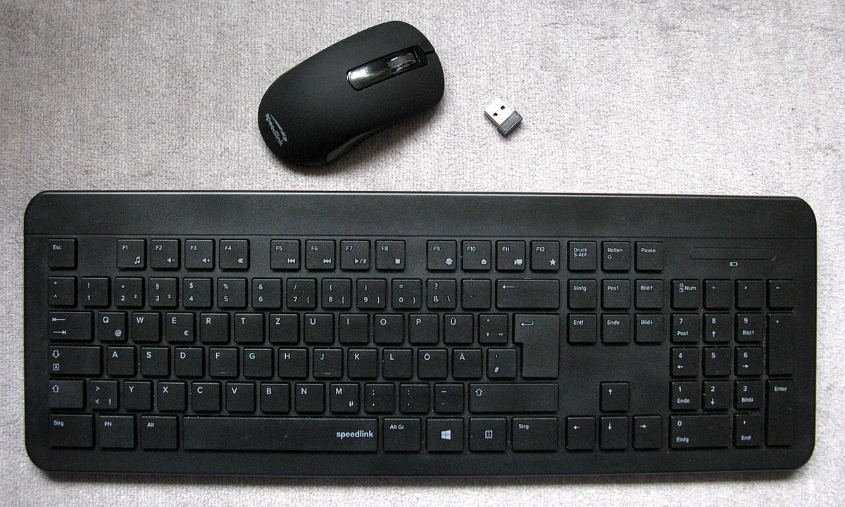 무선 키보드와 마우스, USB 수신기